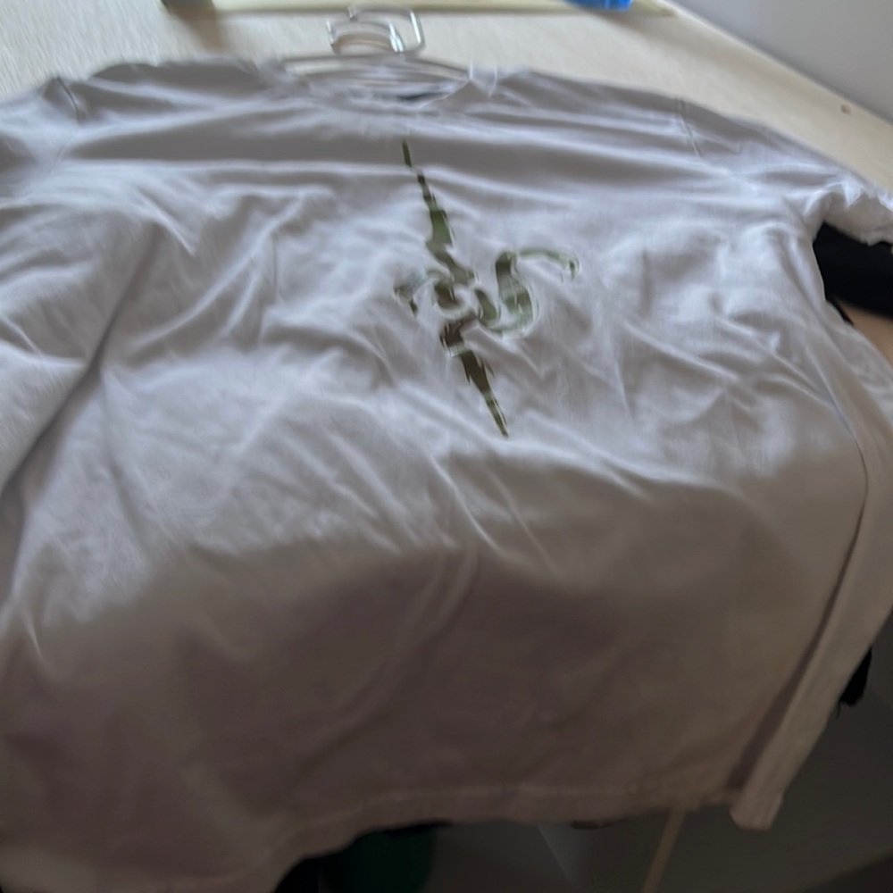 Nagito shirt